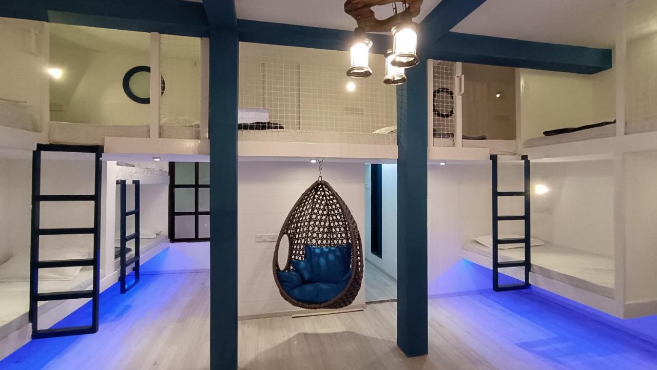 The Voyage - Cafe Hostel Cowork 푸네 외부 사진