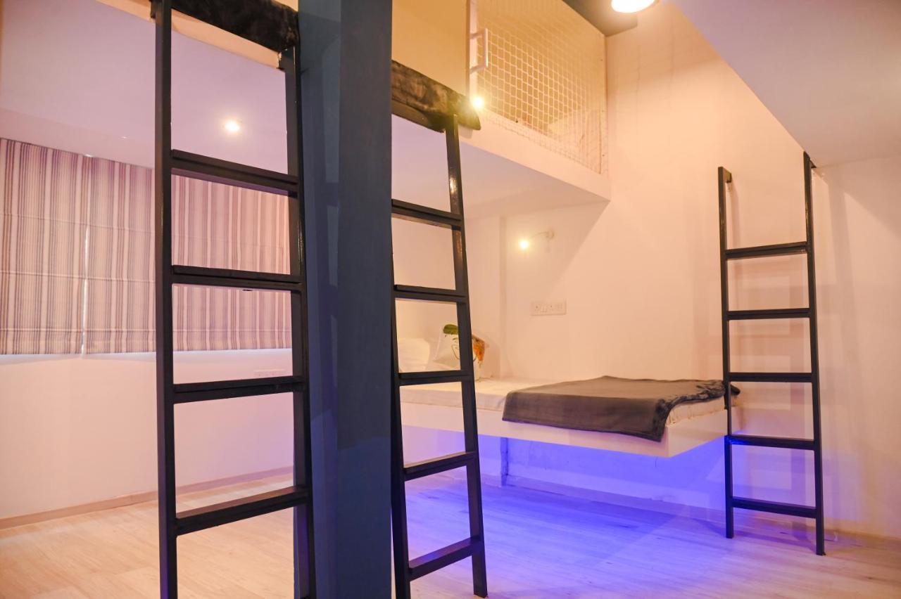 The Voyage - Cafe Hostel Cowork 푸네 외부 사진