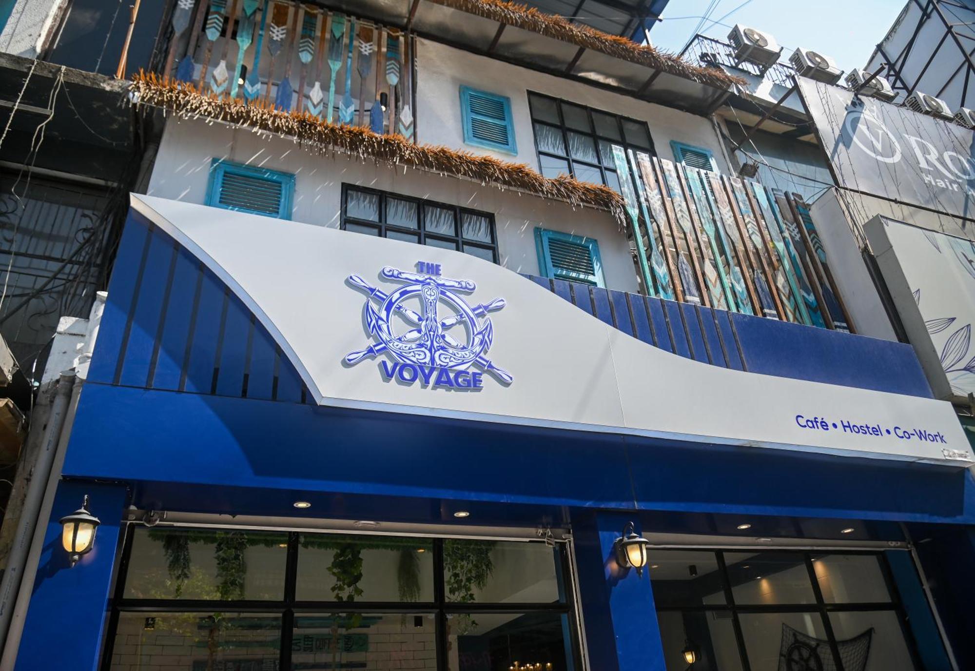 The Voyage - Cafe Hostel Cowork 푸네 외부 사진